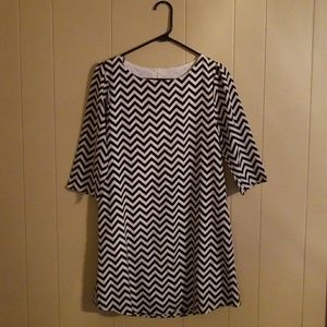 Tunic dress with chevron design